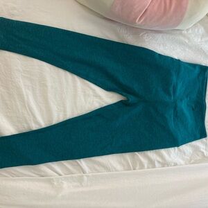 Beyond Yoga Cropped Leggings